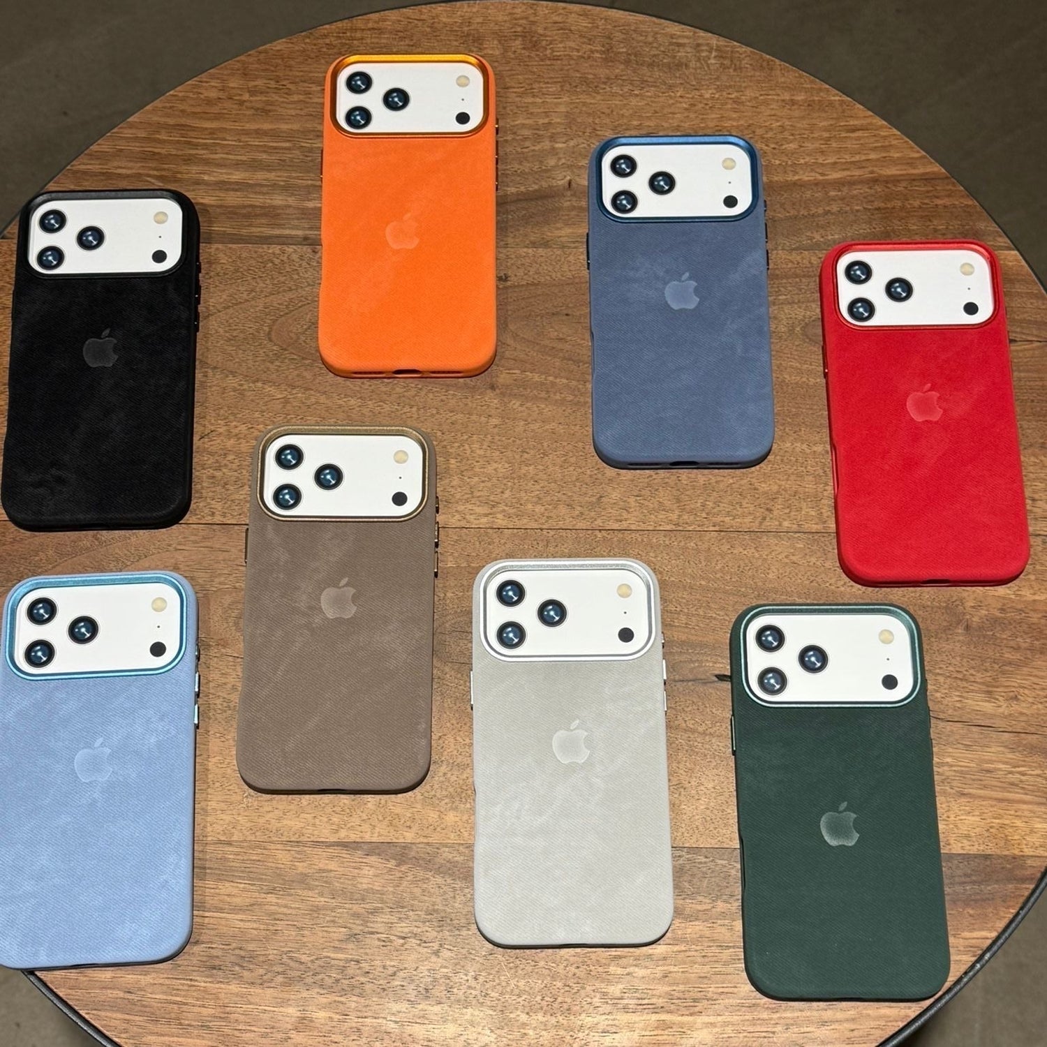 Süet MagSafe Kılıflar