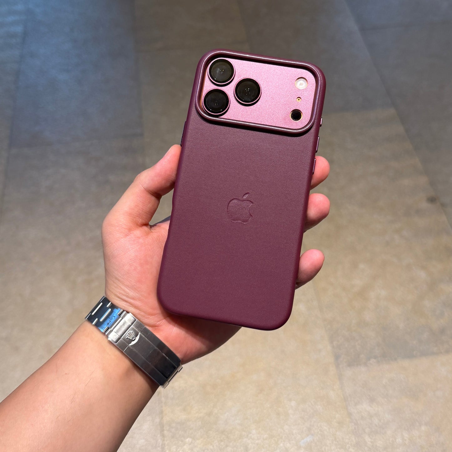 Apple MagSafe Özellikli Deri Kılıf - Bordo