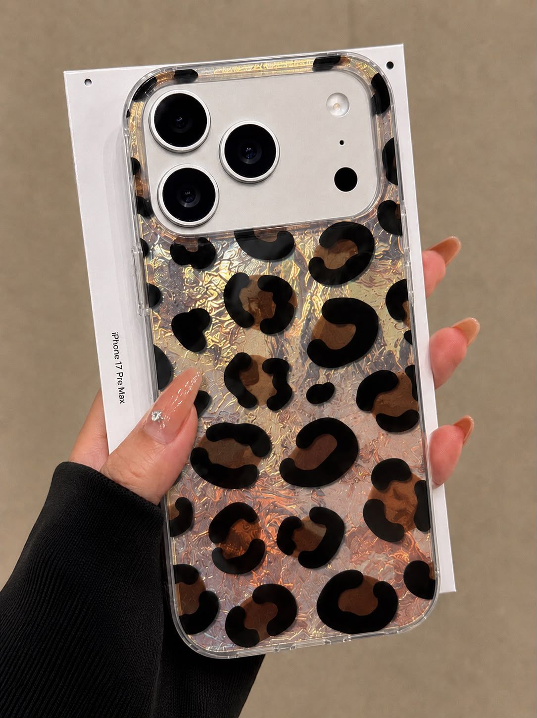 Şeffaf Leopar Desenli iPhone Kılıf
